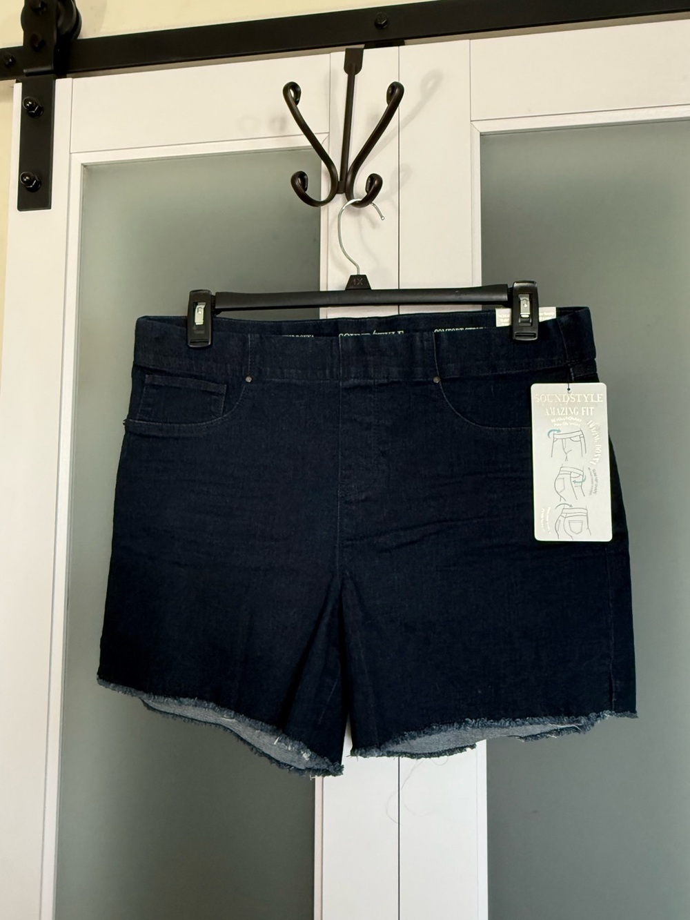 Sound/Style Dark Indigo High-Rise Women's Stretch Denim Shorts